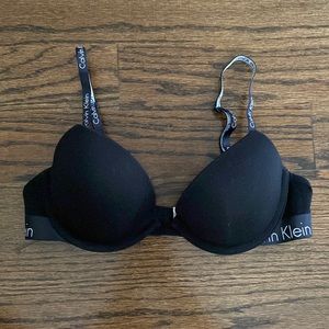 Calvin Klein push up bra in black 34B